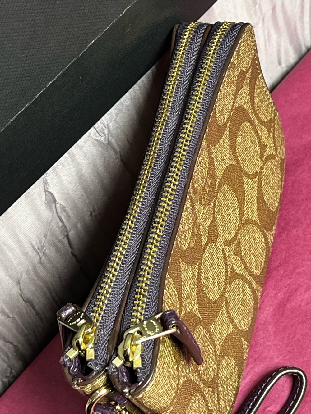Coach Signature C Double Zip Wristlet - Picture 4 of 6
